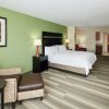 Отель Holiday Inn Express & Suites I-26 & US 29 at Westgate Mall, фото 19