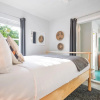 Отель Casa Limon - Saltwater Pool and 10 min to Beach, фото 6