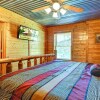 Отель Mountaintop Lodge - Eight Bedroom Cabin, фото 8