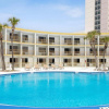 Отель Chateau Beachfront Resort, BW Signature Collection, фото 13