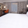 Отель Hampton Inn & Suites Albany-East Greenbush, фото 4