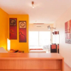 Отель Centrally Located Studio in Downtown, фото 2