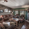 Отель Buckhorn Cabin - Three Bedroom Cabin, фото 1