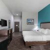 Отель Clarion Inn & Suites DFW North, фото 45