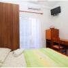 Отель Room Mirja - with parking : R1 Primosten, Riviera Sibenik, фото 4