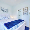 Отель Chic Hudson Townhome: Walk to the Beach!, фото 5