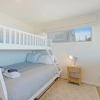 Отель Lyall Bay Parade Apartment, фото 4
