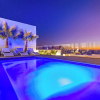 Отель Clifton YOLO Spaces – Clifton Beachfront Penthouse, фото 35