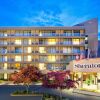 Отель Sheraton Vancouver Airport Hotel в Ричмонде