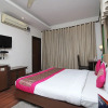 Отель OYO 8526 SD Royal Inn, фото 22