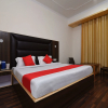 Отель OYO 15699 Hotel Conifer, фото 10