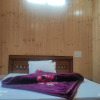 Отель Kamal Guest House Tirthan by OYO, фото 2
