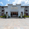 Отель Yaoli Holiday Hotel, фото 1