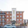 Отель Suites by Rehoboth - Abbey Wood Station - London Zone 4 в Лондоне