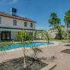 Отель Upgraded 4-bdrm Beautiful Home W/pool!, фото 33