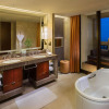 Отель Hilton Qingdao Golden Beach, фото 8
