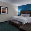 Отель HAMPTON INN & SUITES SMITHFIELD(H), фото 14