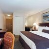 Отель SureStay by Best Western Richmond Vancouver Airport, фото 4