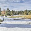 Отель Downtown Cabin < 10 Miles to Mt Shasta Ski Park!, фото 13