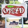 Отель The Oakwood Inn, фото 1