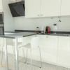 Отель Modern Chic 2BR Apt W Balc close 2 cntr, фото 2