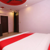 Отель OYO 19802 Hotel Anant Plaza, фото 5
