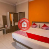 Отель OYO 889 Edotel Amanah Hotel Syariah By Smk Muhammadiyah 1, фото 11
