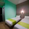 Отель ZEN Rooms Near Fery Terminal Batam Centre, фото 24