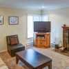 Отель Fireside at The Village 108 - One Bedroom Condo, фото 2