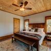 Отель Highland Harmony by Escape to Blue Ridge, фото 2
