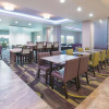 Отель La Quinta Inn & Suites by Wyndham Arlington North 6 Flags Dr, фото 25