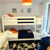 Отель Stunning apartment with 2 bedrooms, 2 en-suites, private parking, фото 2