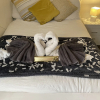 Отель Hidden Hot Tub Retreat Apartment in Nottingham, фото 2