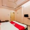 Отель OYO 18591 Hotel Samrat, фото 7