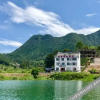 Отель 黄山湖畔明阁酒店, фото 2