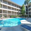 Отель Palmetto Dunes Oceanfront Resort by Hilton Head Accommodations, фото 8