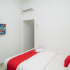 Отель RedDoorz Near Bundaran Ciceri, фото 4