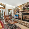 Отель 4 Bedroom Antlers Vacation Rental With Incredible Slopeside Views and Just a Short Walk to Gondola a, фото 10