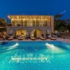 Отель Beautiful Stone Villa With Private Infinity Pool and a Fascinating sea View, фото 15