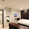 Отель PrimeBiz Hotel Surabaya, фото 33