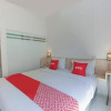 Отель OYO 3806 Fif Fa Inn Premiere Syariah, фото 17