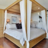 Отель Direct Oceanfront With Private Staircase To Beach Prestigious Islamorada Condocomplex 2 Bedroom Cond, фото 3
