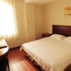 Отель GreenTree Inn Shandong Weihai Gangkou Express Hotel, фото 4