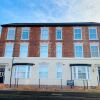 Отель Friars House, Stafford by BELL Apartments в Стаффорде