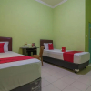 Отель RedDoorz near Kampus UMP Purwokerto, фото 14