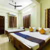 Отель SPOT ON 64681 9 Star Guest House, фото 3