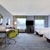 Отель Hampton Inn & Suites Newark-Harrison-Riverwalk, фото 22