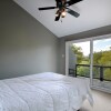 Отель 3BR 2 5BA Steps from Zilker by RedAwning, фото 18
