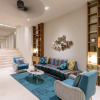 Отель Spectacular 3 BR condo just steps away from the beach by Happy Address, фото 13