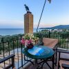 Отель Eros Cozy, Perfect Location, Panoramic Sea View в Корони